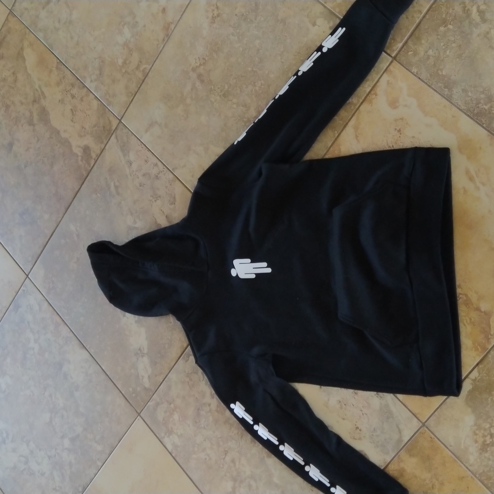 Fabcyqube, Medium, Black Billie Eilish hoodie